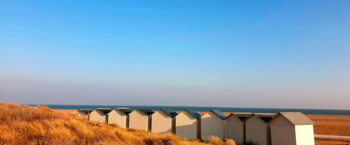 Les fameuses cabines de plage de la côte de nacre.